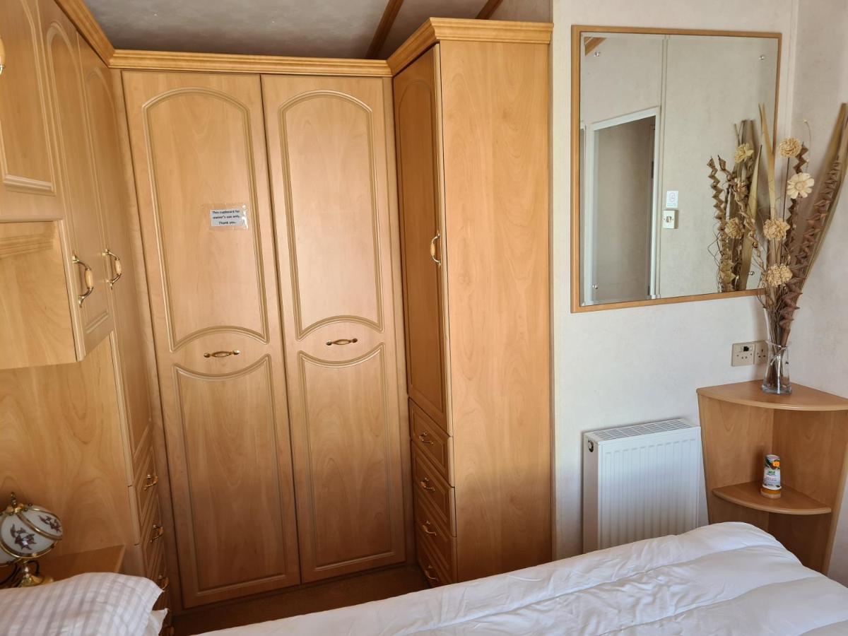 6 Berth Central Heated On The Chase Roxburgh Free Wifi Ingoldmells Exterior photo